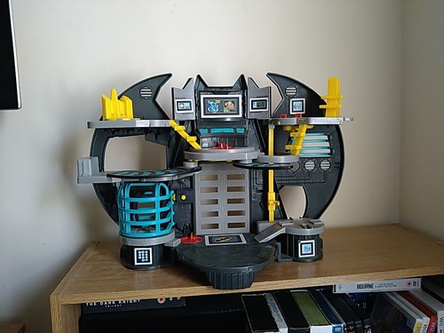 Imaginext batcave batman - imaginext,