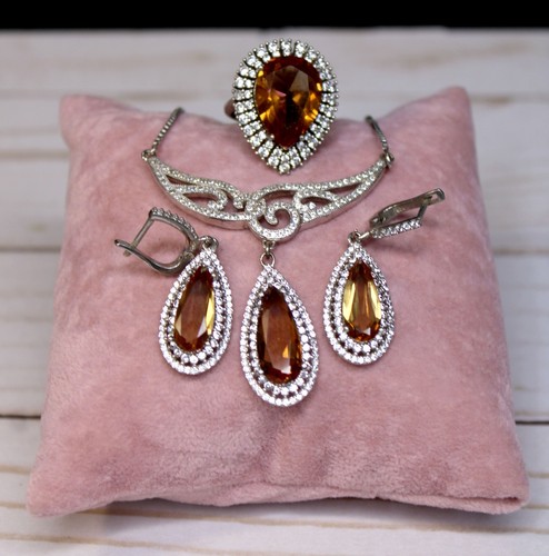 Turkish zultanite with zircon - turkish,