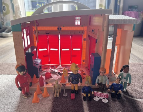 Fireman sam fire station - fire,