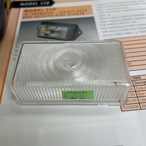 Model 550 clear - model, lens