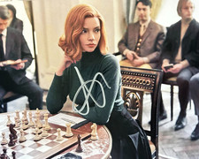 Anya Taylor-Joy Signed QUEEN'S