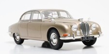 1:18 Scale Jaguar S-Type 1965 Gold Model Car-CULT Models