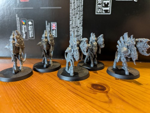 Warhammer 40k tyranids - warhammer,