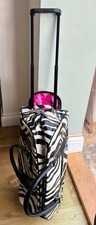 LYDC London Zebra SE Medium/Large Travel Luggage Wheeled Trolley Holdall Bag