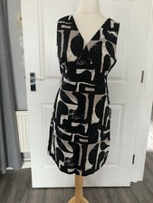 Ladies Size 14 TU Black &