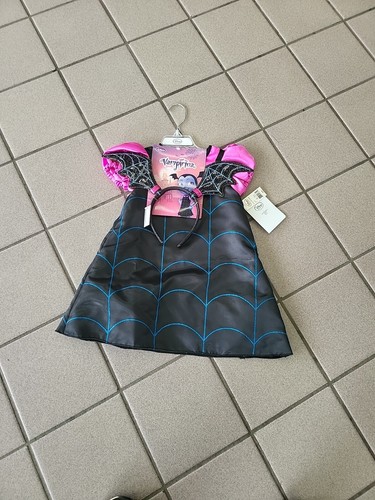 Nwt disney vampirina girls - nwt,
