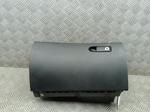 Mercedes class glove box - mercedes,