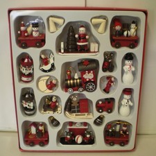 22 VINTAGE WOODEN CHRISTMAS TREE DECORATIONS