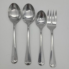 4 Pc. Lot Oxford Hall Sagamore