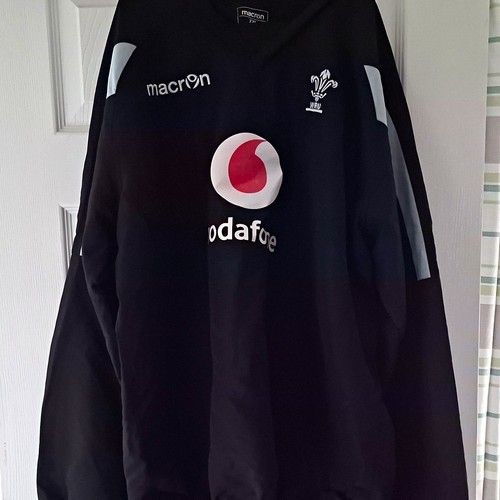 Macron wales wru national team - wales,