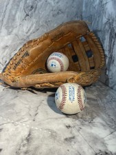 Macgregor GXSB Baseball Catchers Mitt Left Deep Grip Pocket includes balls