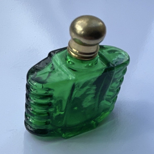 Decorative green glass - decorative,