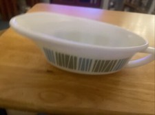 JAJ Pyrex Matchmaker Gravy