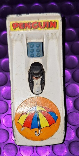 Batman penguin corgi vintage - batman,