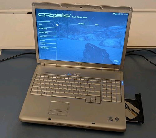 Retro dell inspiron 1720 - retro,