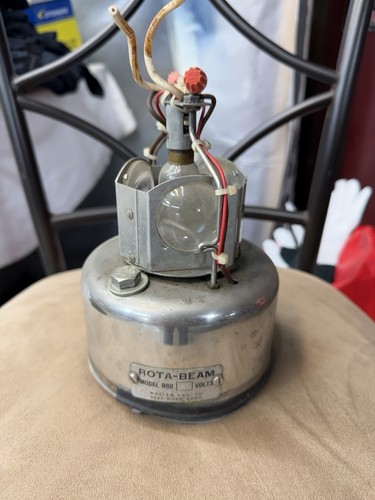 Vintage whelen model 12v - whelen,