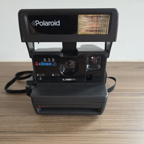 Polaroid 636 close instant - close, up