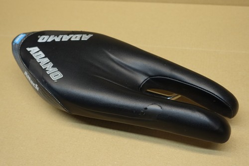Ism adamo attack saddle - attack, black