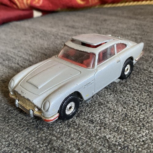 Corgi toys 270 james bond - toys,