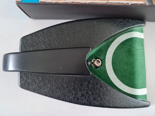 Putting machine gadget used - putting,