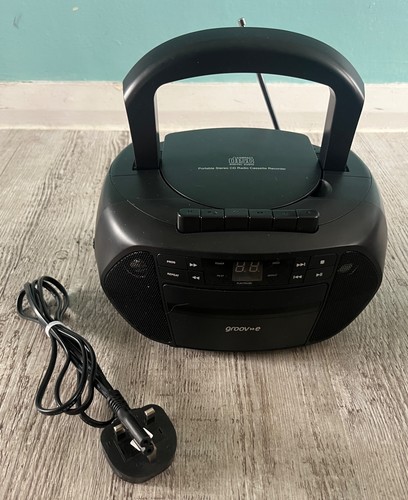Groovee cassette radio - groovee,