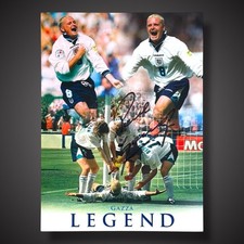 England - Paul Gascoigne Hand