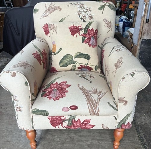 Small arm chair classic - arm, chair,