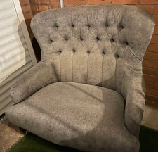 Bampton Love Seat Sofa In