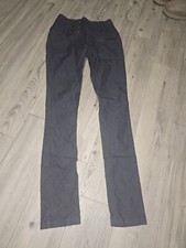 Size 8 Yes Yes Skinny Leg