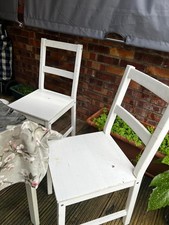 White IKEA 1 X Table and 2 X chairs (1 Sets)