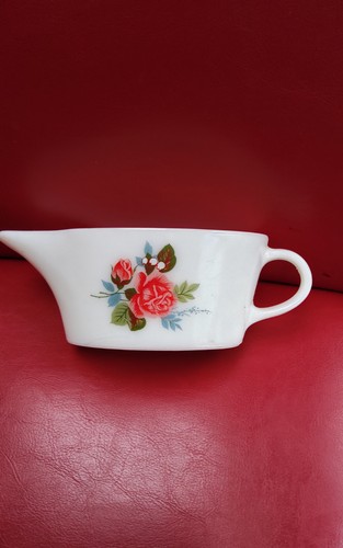 Vintage jaj pyrex gravy - vintage,