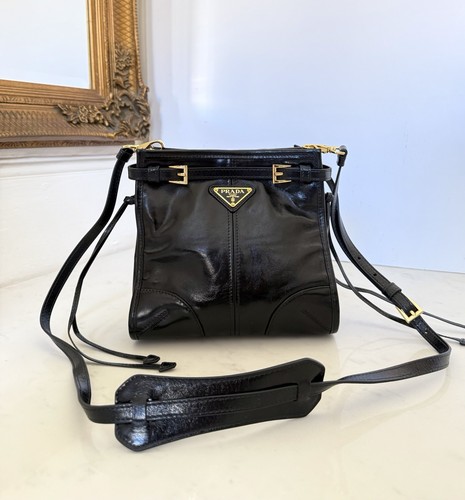 Prada bonnie bag current - prada,