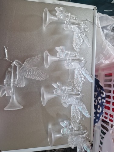 Dove and trumpet ornament - ,