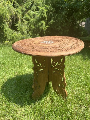 Large vtg hand carved - large, folding