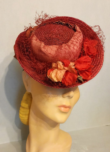 Vintage 1940s red straw toy - vintage,