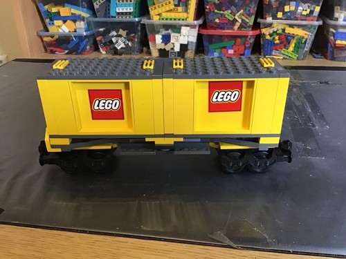 Lego cargo train 7939 - cargo,