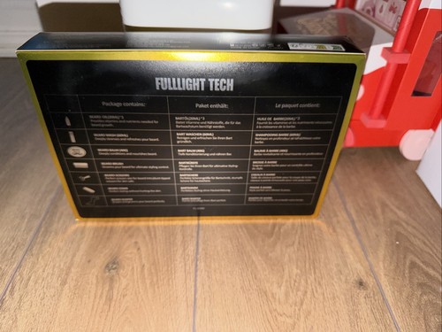 Fulllight tech men - tech, beard
