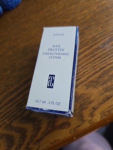 Avon nail protein - -,