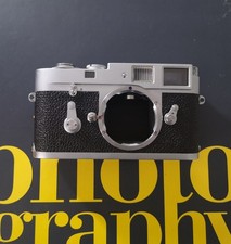 Leica M2