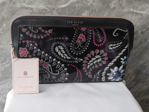 Bnwt ted baker makeup - ted,
