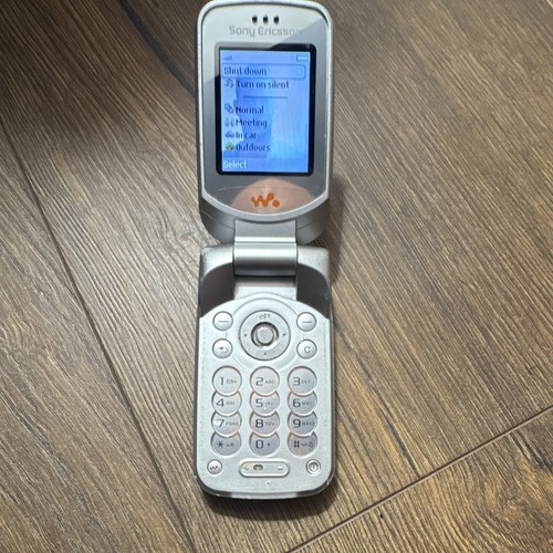 Sony ericsson w300i - sony, phone