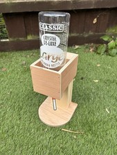 FREE STANDING  GUINEA PIG BOTTLE HOLDER FOR CLASSIC 600ML BOTTLES