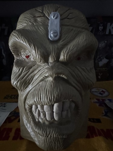 Iron maiden eddies head - maiden,