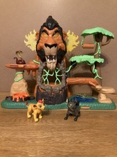 Disney Lion King the Lion Guard Rise of Scar Playset With Figures