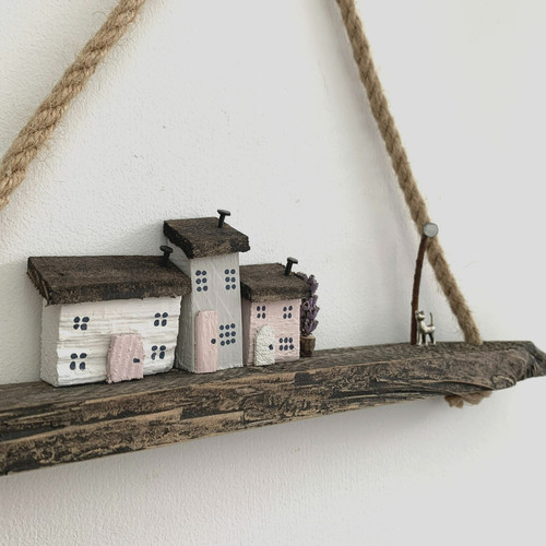 Cat coastal wood beach hut - coastal,