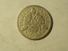 SILVER 3 THREE PENCE 1928