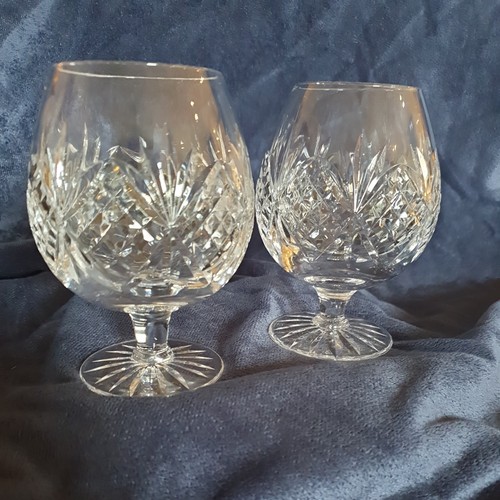 Pair vintage crystal - 'd',
