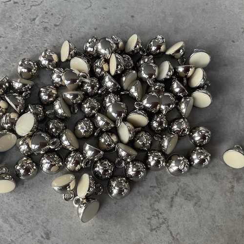 Unusual silver pearl - unusual,