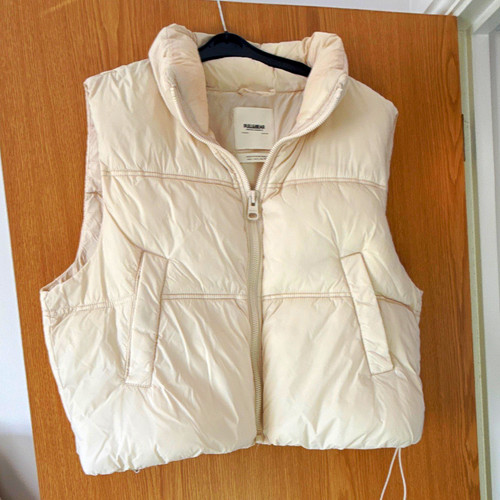 Hollister white puffer - white,