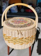Vintage Singer Wicker Sewing